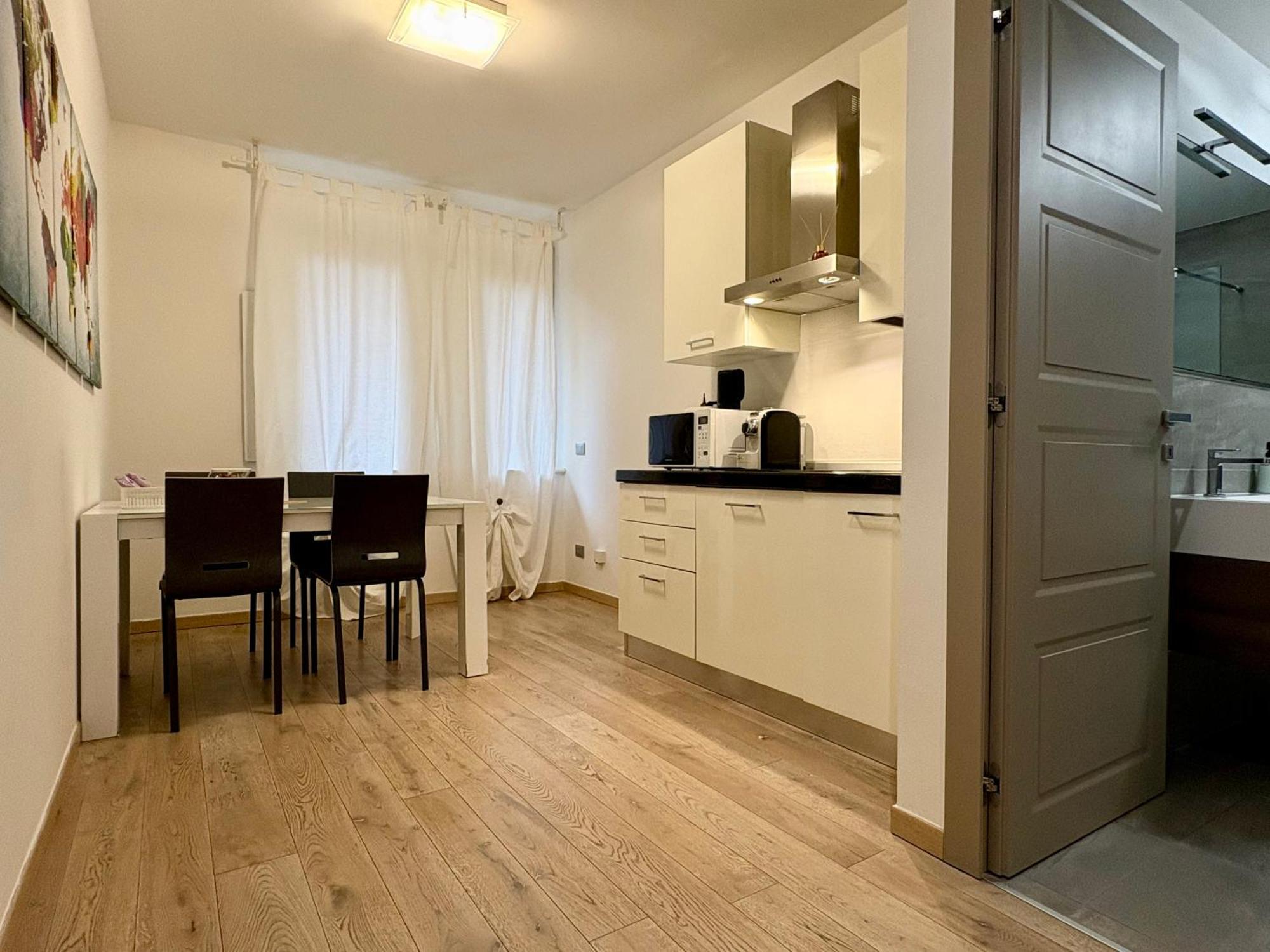 Leoncino 14 Apartment Verona Exterior photo